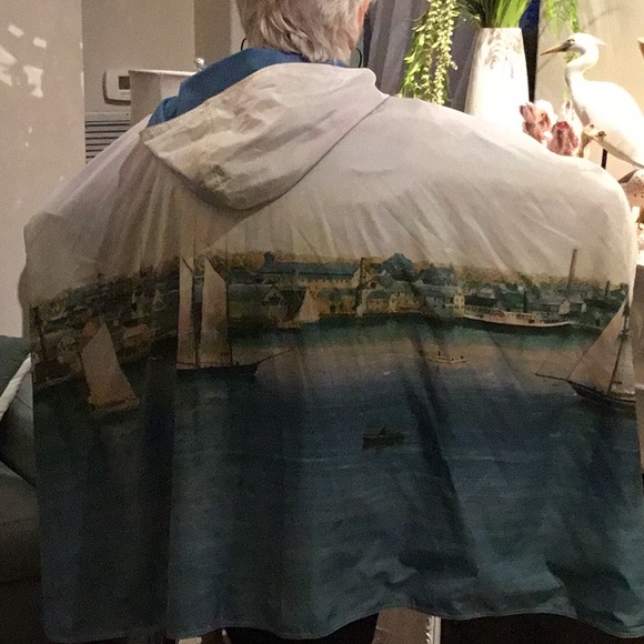 Spring rain cape! - Picture 2 of 2